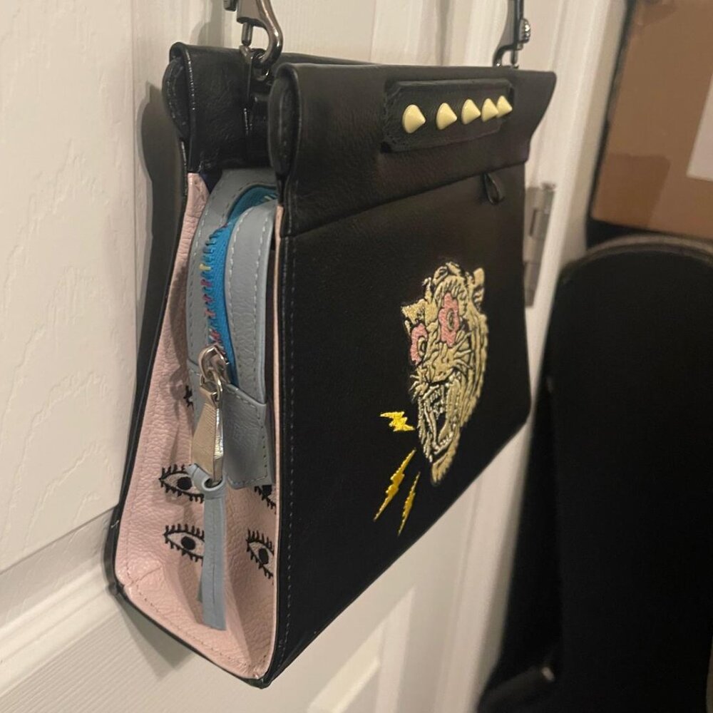 Vali Small Crossbody Black-Electric Tiger
